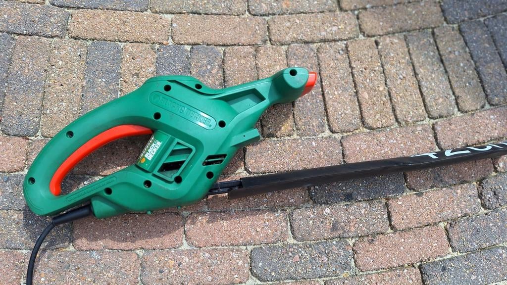 Black & Decker GT100 400W elektrische heggenschaar, Tuin en Terras, Heggenscharen, Ophalen, Gebruikt, Elektrisch, Black & Decker