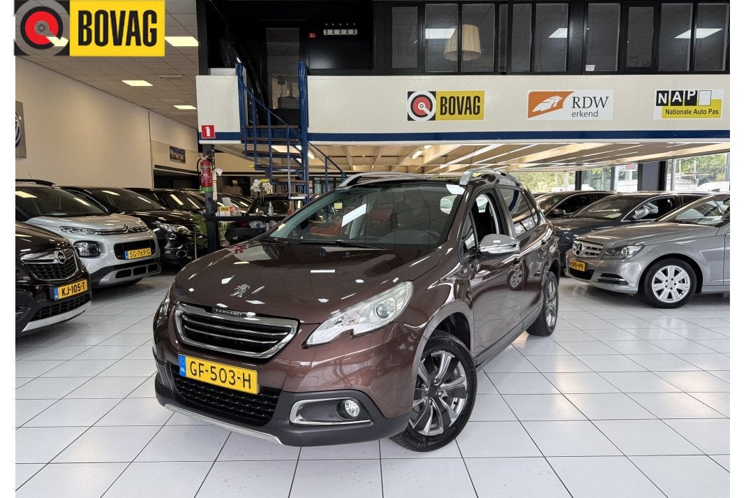 Peugeot 2008 1.2 PureTech Style Bovag OOK S AVONDS GEOPEND O, Automaat, Dealer onderhouden, Euro 6, 1199 cc