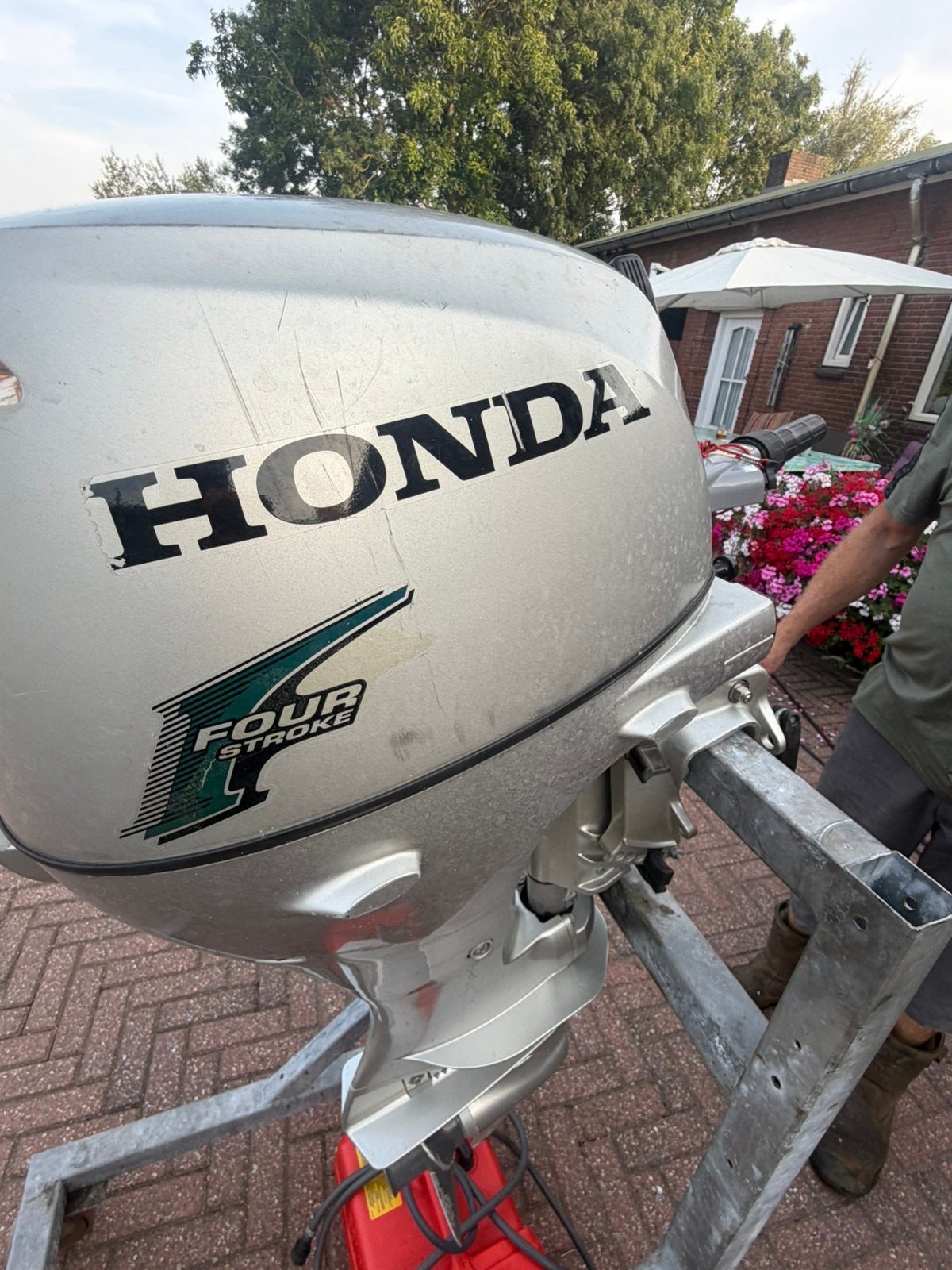 Honda 8pk 4 takt langstaart inc brandstof tank op kuppel, Watersport en Boten, Buiten- en Binnenboordmotoren, Ophalen, Benzine