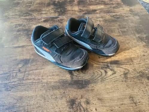 Zwarte Puma schoentjes met oranje details Maat 22 hh, Kinderen en Baby's, Babykleding | Schoentjes en Sokjes, Puma, Onbekend, Ophalen of Verzenden