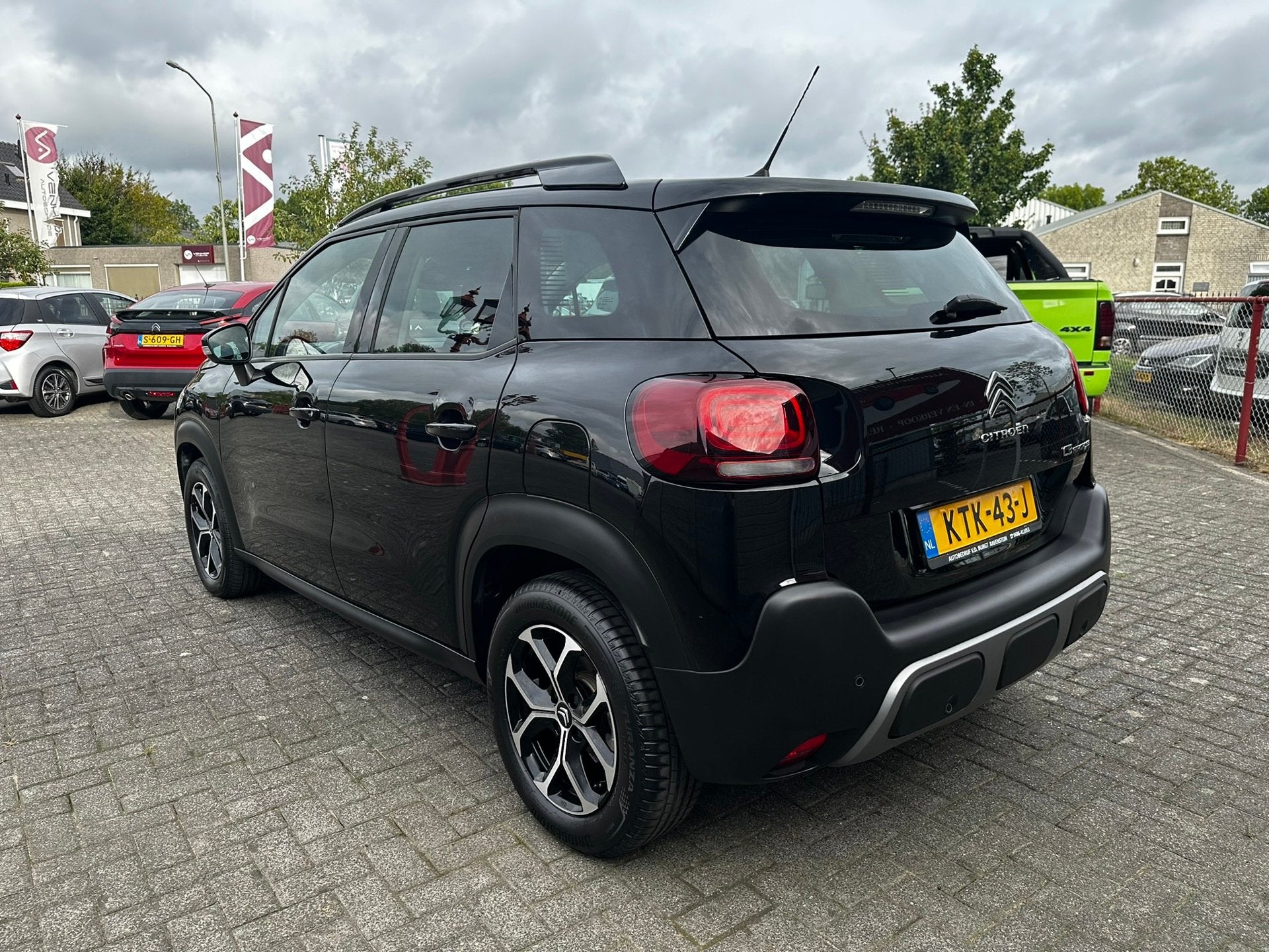 Citroen C3 Aircross Origin 1.2 PureTech Plus | Automaat | Na, Auto's, Dealer onderhouden, Gebruikt, 1199 cc, Met garantie (alle)