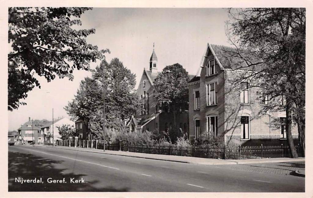 Nijverdal gemeente Hellendoorn Geref. Kerk, Ophalen of Verzenden, 1940 tot 1960, Gelopen, Overijssel