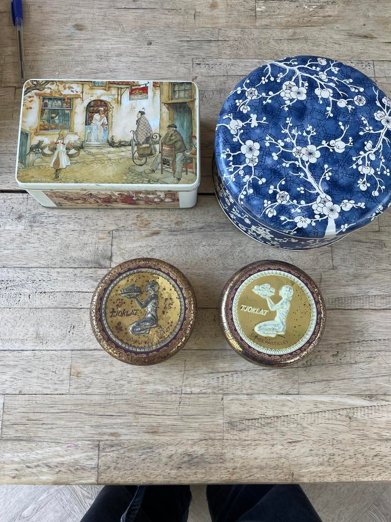 Vintage blikken: Droste, Verkade en onbekend blauw blik, Verzamelen, Blikken, Ophalen of Verzenden, Gebruikt, Overige, Overige merken