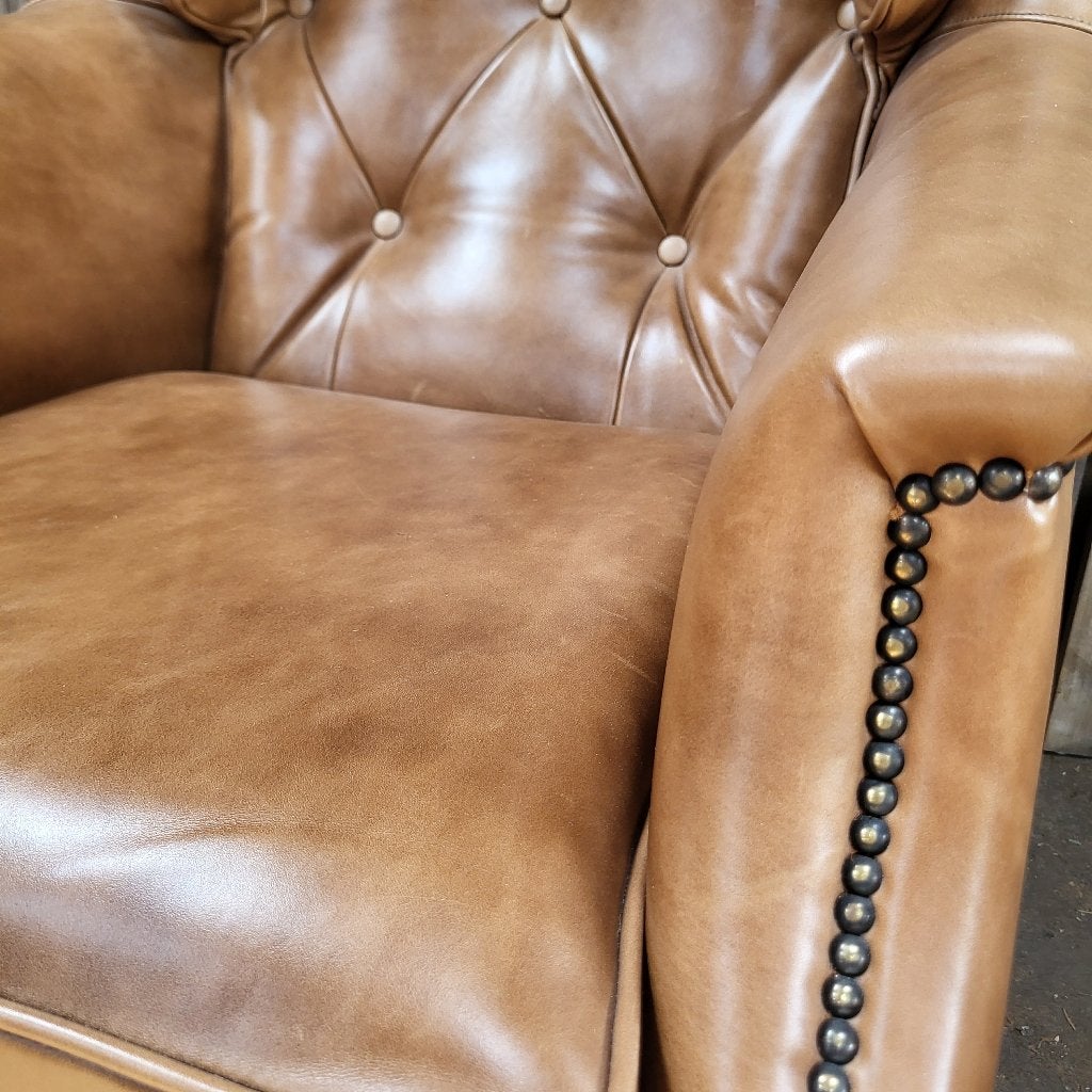 Chesterfield fauteuil Pemberton in cognac kleur leer, Huis en Inrichting, Ophalen of Verzenden, Zo goed als nieuw, 50 tot 75 cm