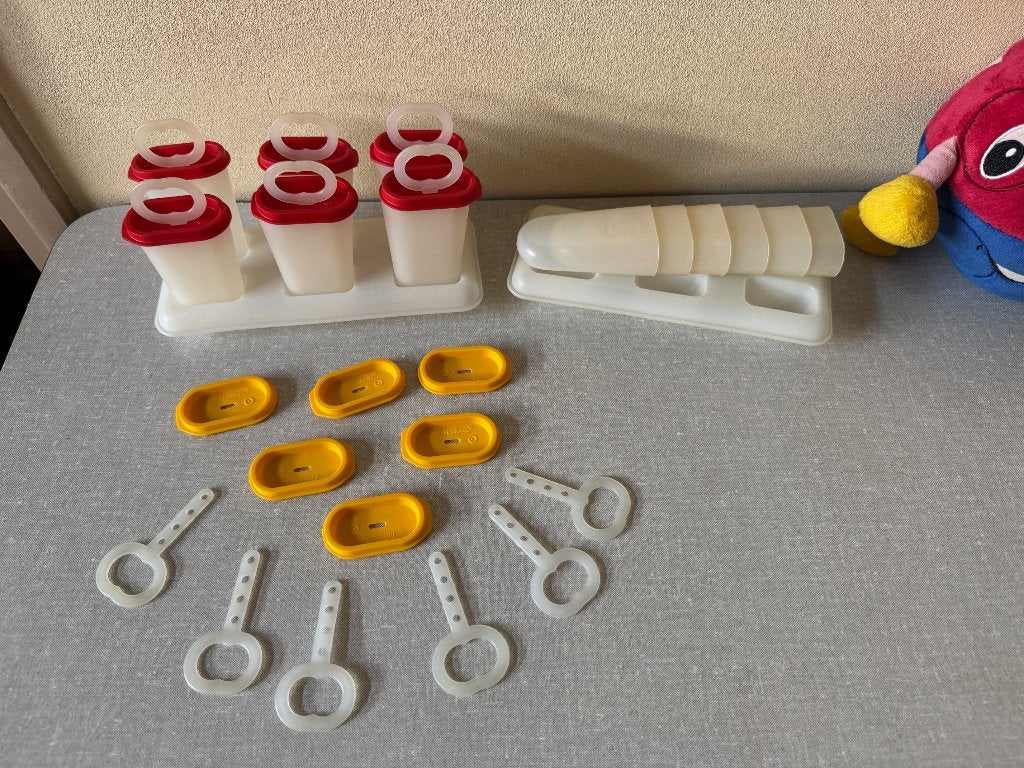 IJsvormen - ijsjes makers TUPPERWARE zelf ijsjes maken, Gebruikt, Geschikt voor vriezer, Overige typen, Ophalen of Verzenden