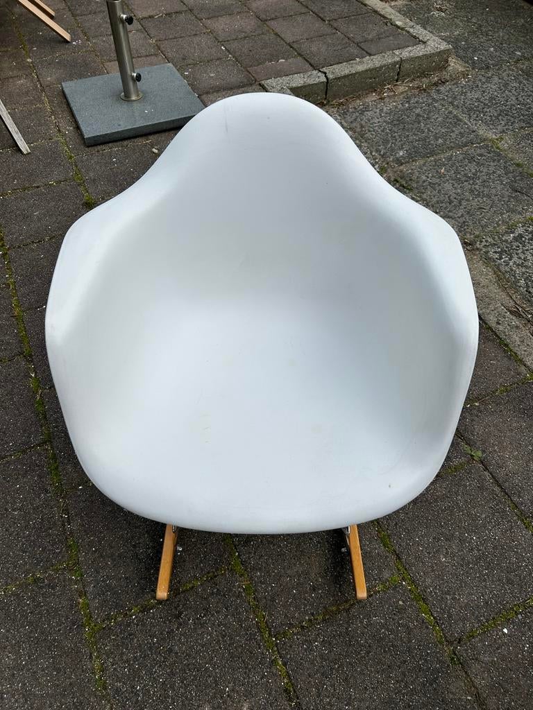 Schommel kuipstoel wit, Ophalen, Kunststof, Gebruikt, Minder dan 75 cm