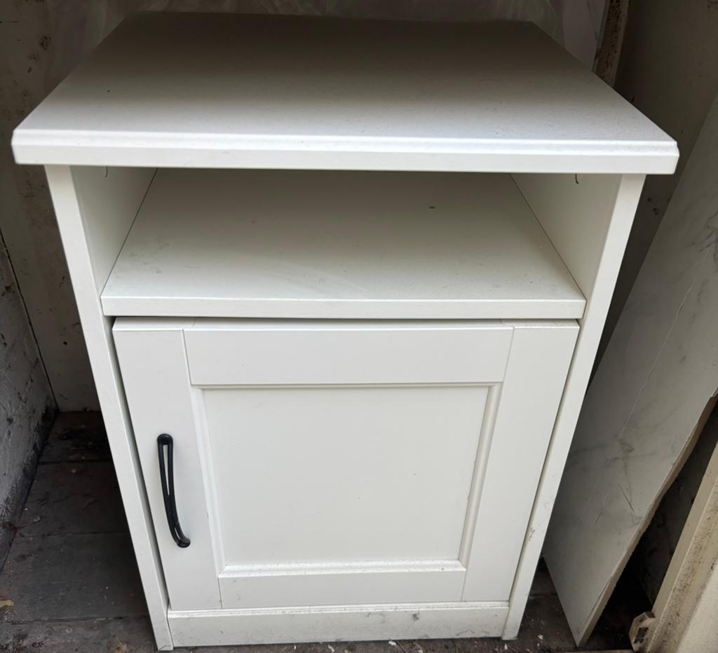 Ikea Songesand white bedside table - 42x40cm, Ophalen, Overige materialen, Minder dan 45 cm, Zo goed als nieuw