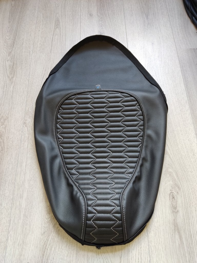 UITVERKOOP! Zadelhoes / buddydek Piaggio Zip custom NIEUW, Info@jynkx.com, Nieuw, Ophalen of Verzenden, Piazza 99