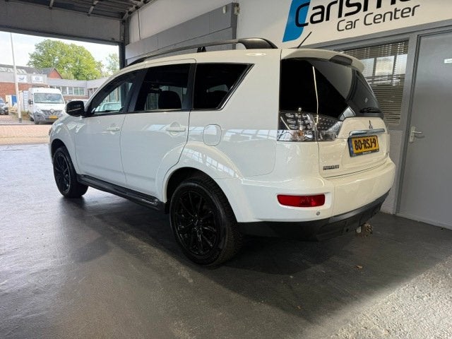 Mitsubishi Outlander 2.0 Instyle Aut.| Leder|Navi|Cruise|Tre, Auto's, Zwart, 4 cilinders, Wit, Bedrijf