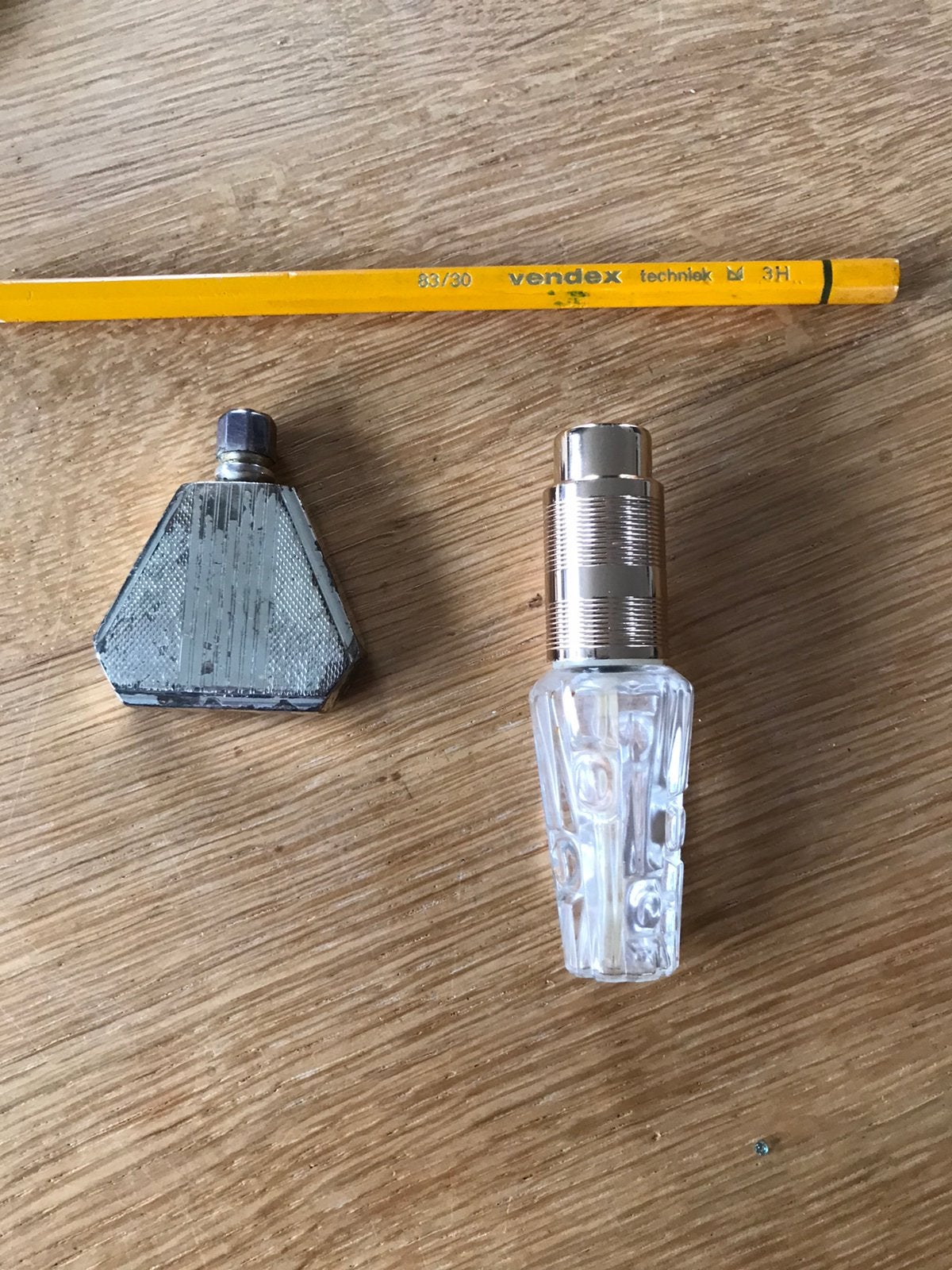 2 lege parfumflesjes, Verzamelen, Ophalen of Verzenden, Gebruikt