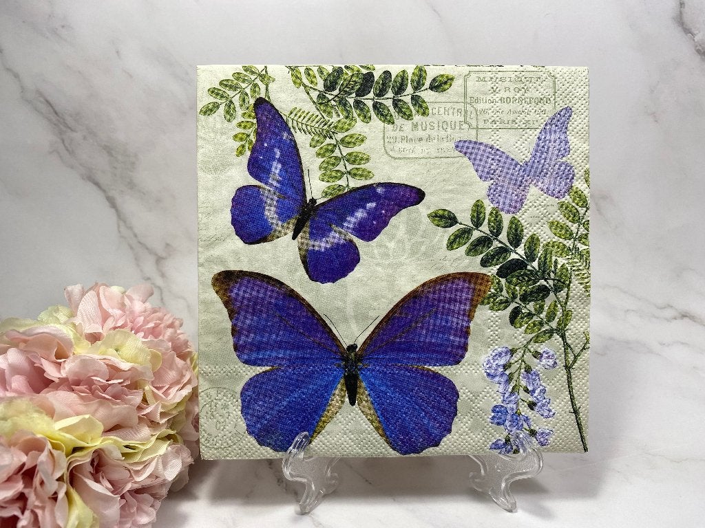 Knutsel servetten paars blauwe vlinders decoupage nr 421, Ophalen of Verzenden, Nieuw, Knutselmateriaal