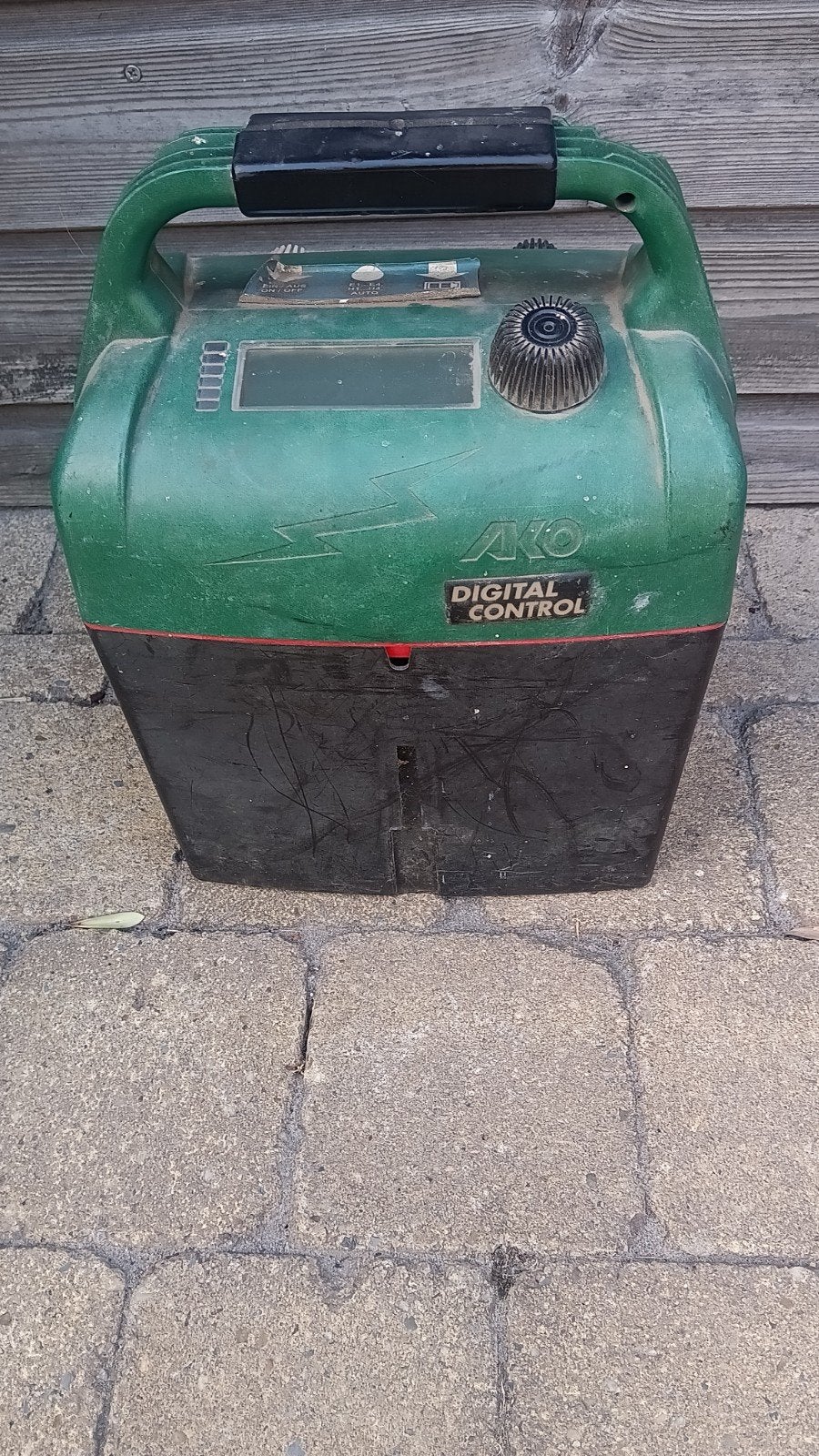Ako schrikdraadapparaat inclusief nieuwe 9 volt batterij, Ophalen, Gebruikt
