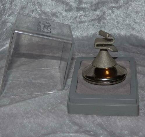 Volle parfum mini Romeo gigli metal + Doosje, Ophalen of Verzenden, Zo goed als nieuw, Miniatuur, Gevuld