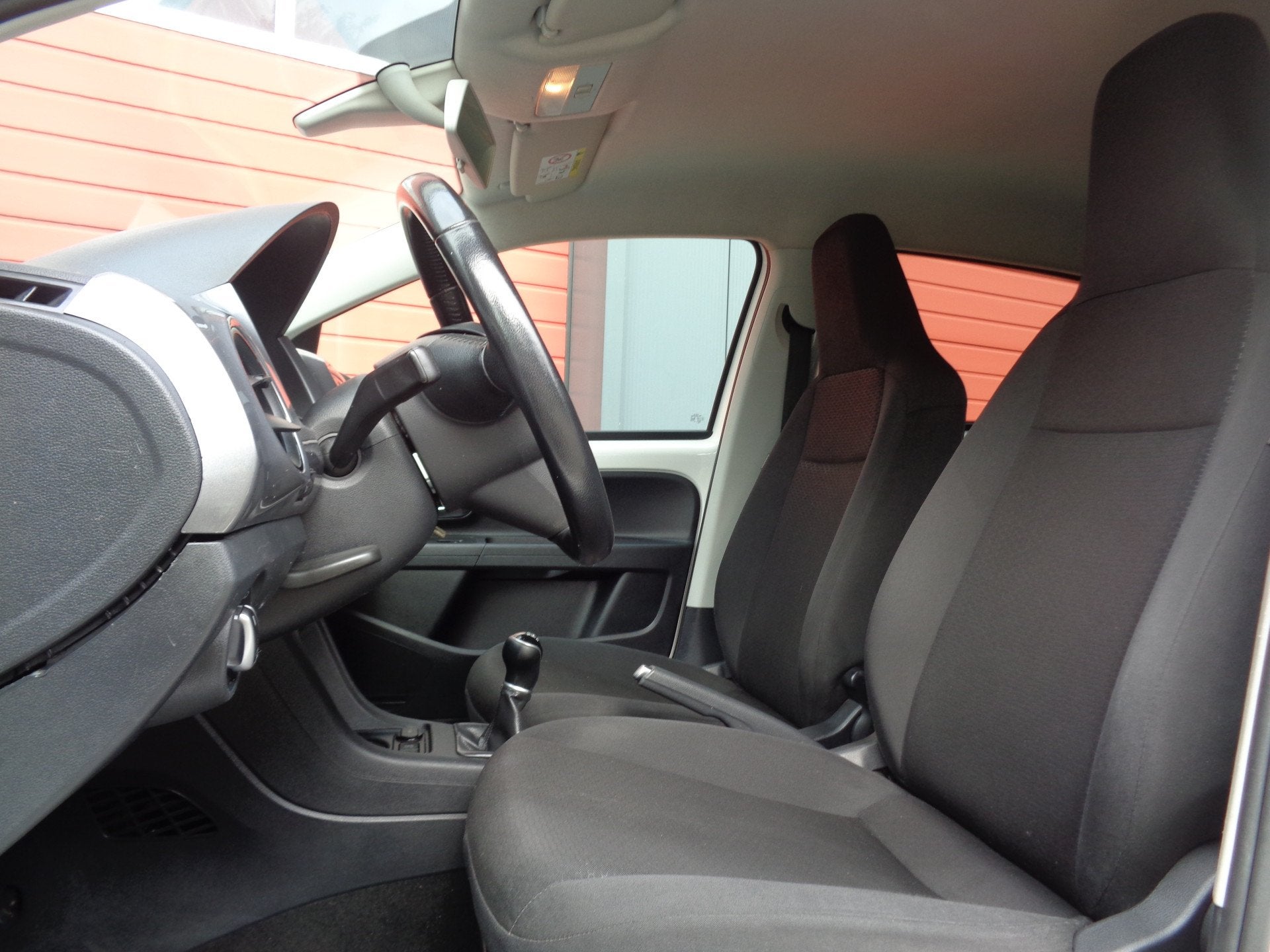 SEAT Mii 1.0 Sport Dynamic Airco LMV 5DRS NL-Auto (bj 2015), Auto's, Voorwielaandrijving, Euro 5, Gebruikt, 840 kg