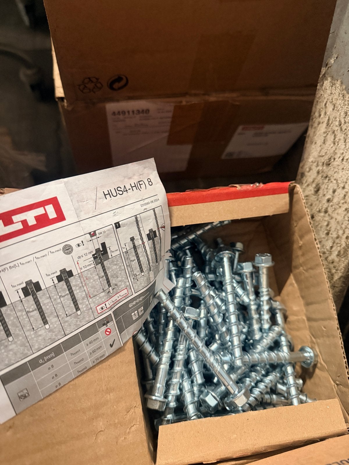Hilti HUS4-H(F) 8 Schroeven - Nieuw in doos, Doe-het-zelf en Verbouw, Ophalen of Verzenden, Nieuw, 50 tot 100 mm, Schroeven