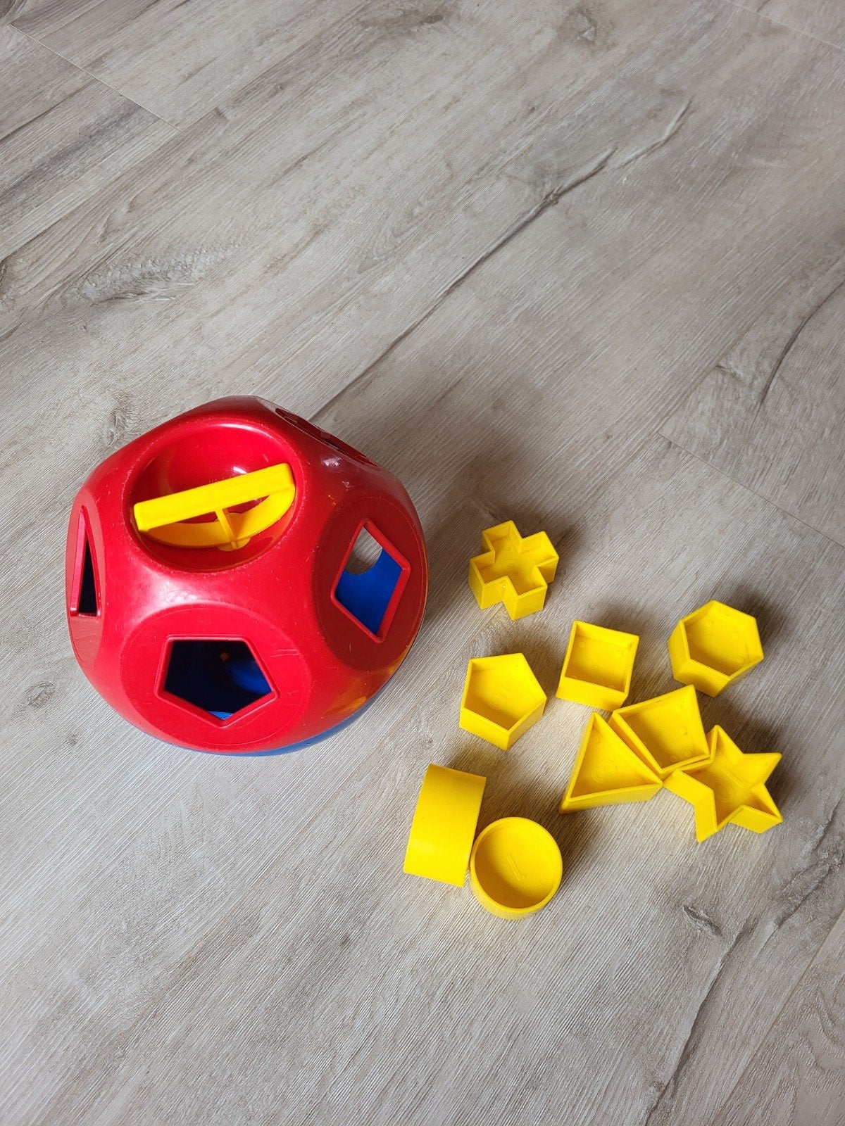Tupperware vormenstoof / sorteerbol met vormpjes, Ophalen, Gebruikt, Overige typen