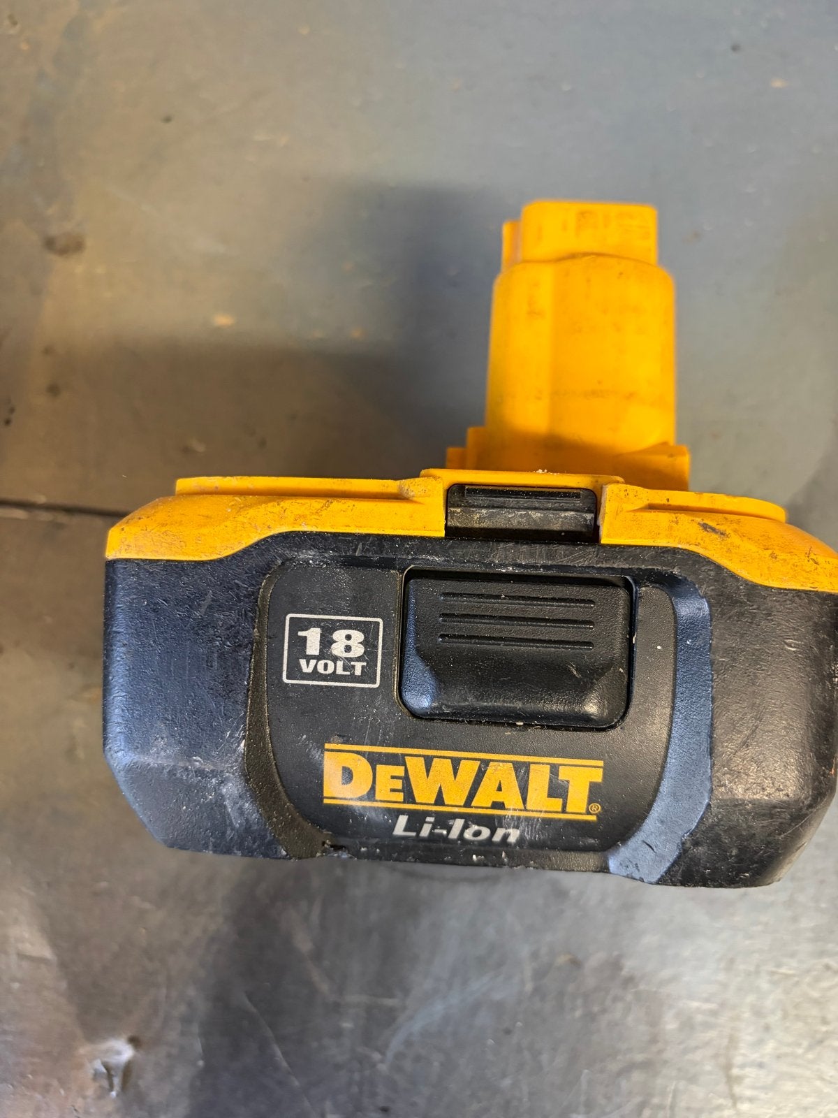 DeWalt 18V Li-Ion Accu - Gebruikt, Ophalen of Verzenden, Gebruikt, Overige typen, DeWalt