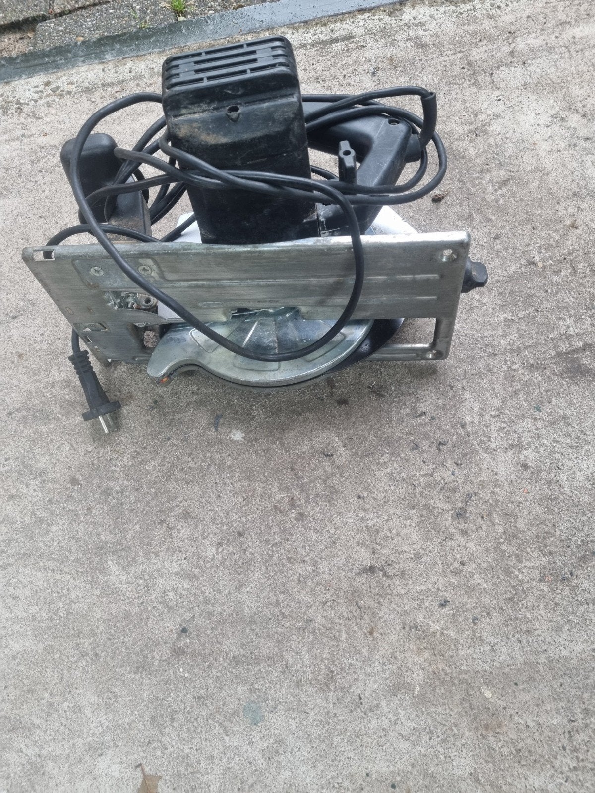 Crikel zaag AEG, Ophalen, 500 watt of meer, Lamp