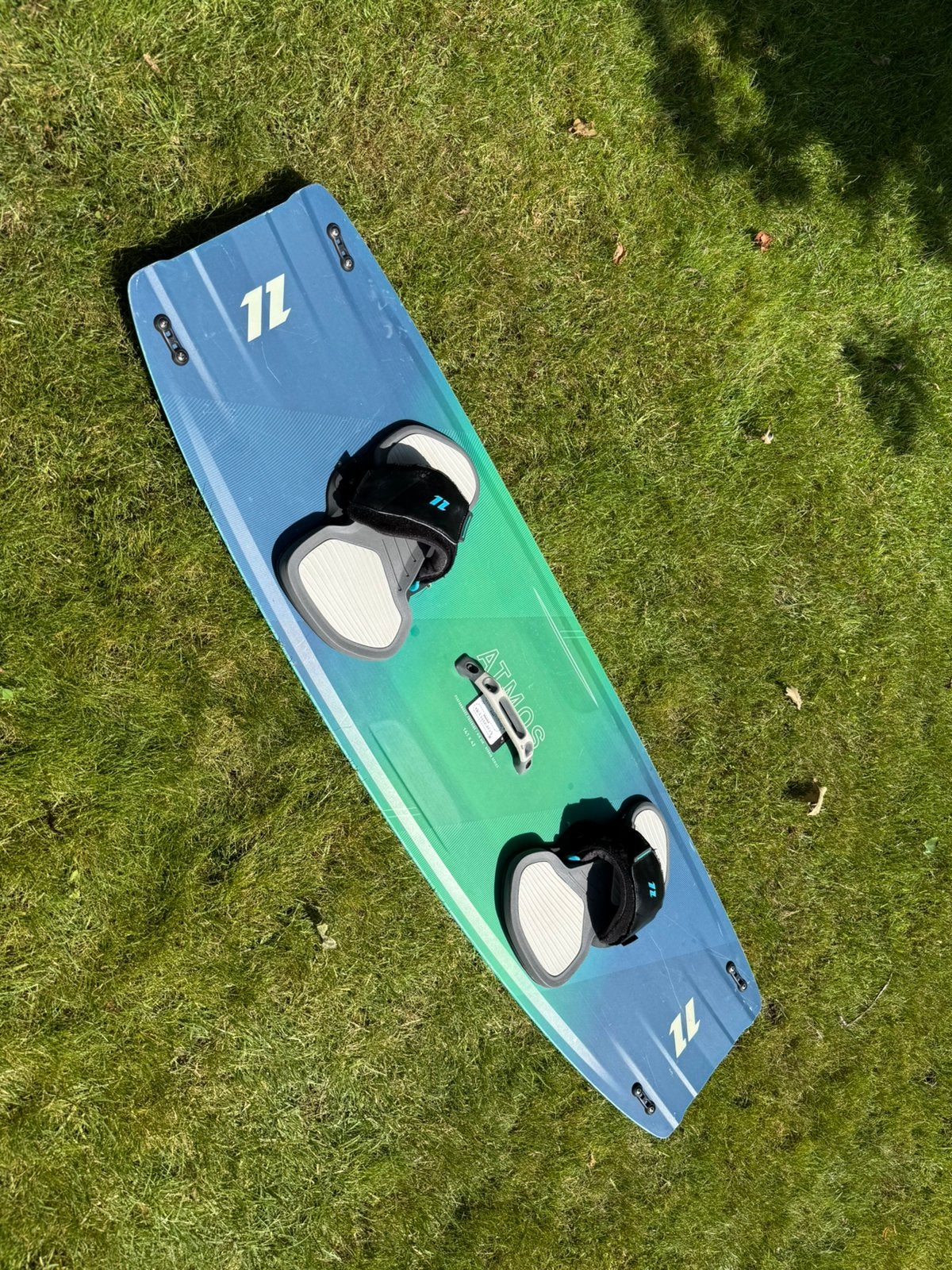 Kiteboard North Atmos Hybride, Watersport en Boten, Kitesurfen, Ophalen, Gebruikt, Twintip, Kiteboard