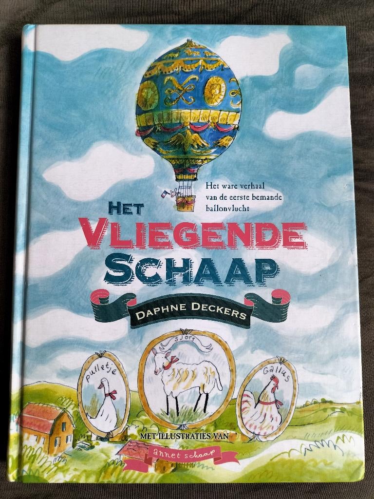 Daphne Deckers - Het Vliegende Schaap, Boeken, Ophalen of Verzenden, Zo goed als nieuw, Daphne Deckers, Fictie algemeen