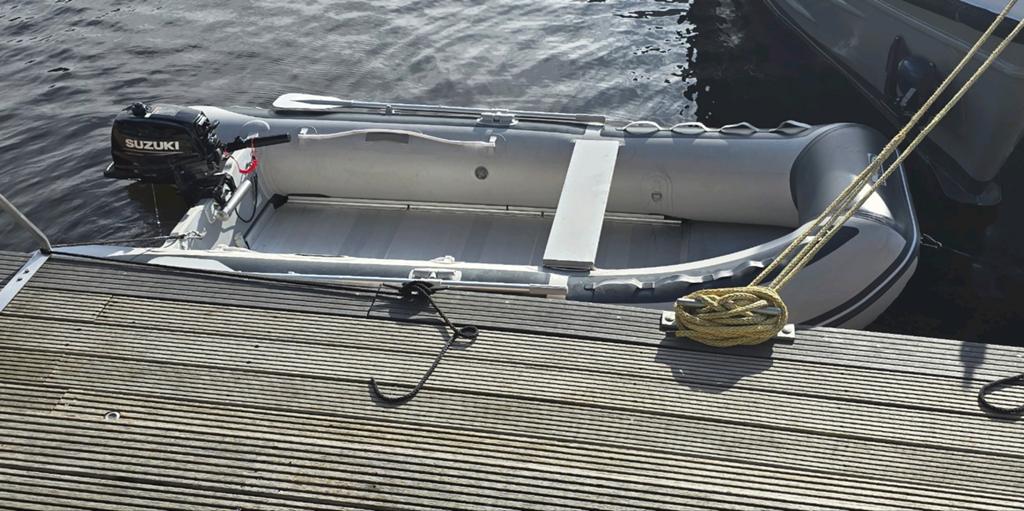 Nimarine rubberboot 390 met Suzuki 6pk buitenboordmotor, Ophalen, 5 tot 10 pk, Viertaktmotor, Zo goed als nieuw