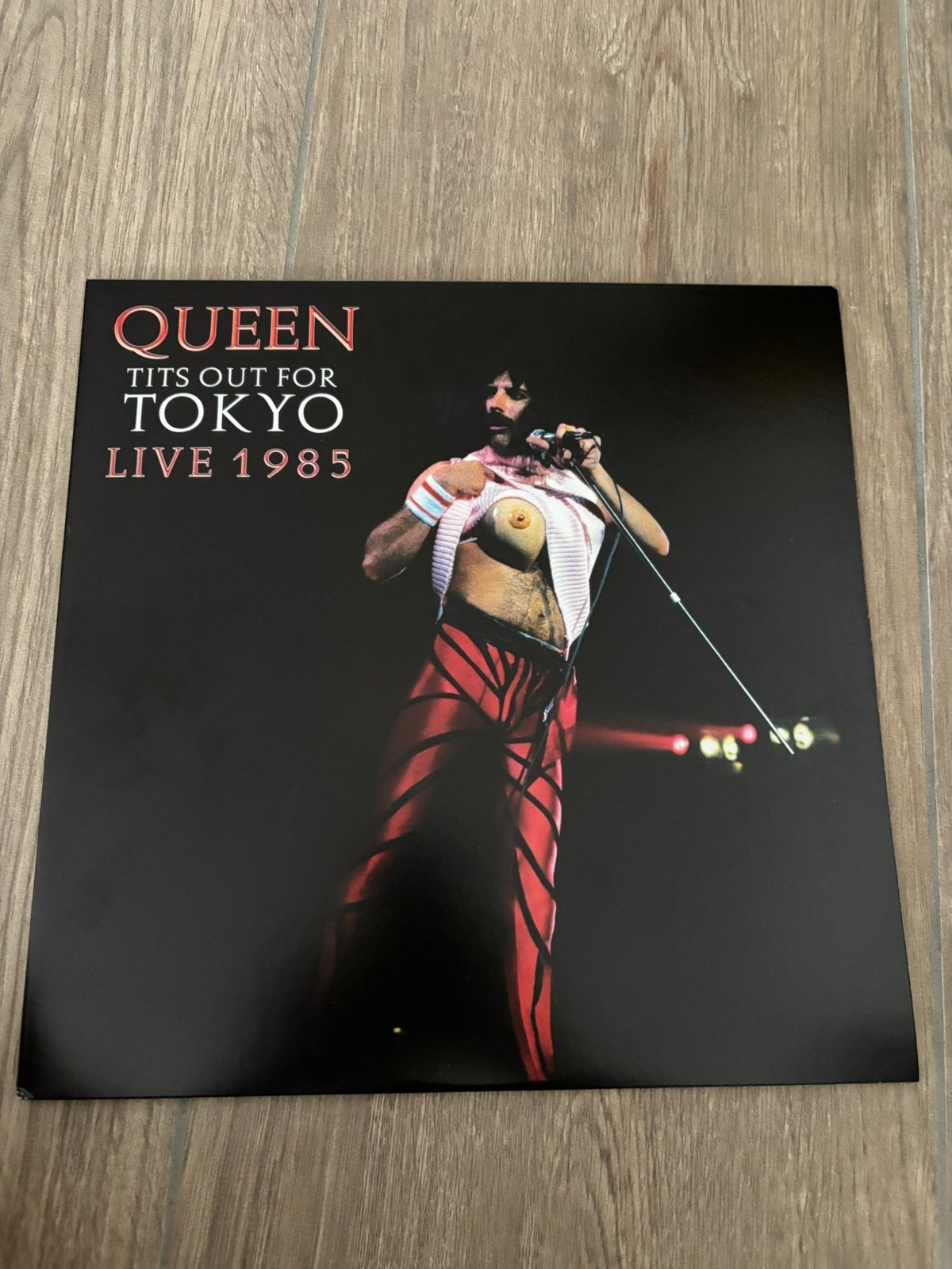 Queen tits out for tokyo live 1985 dubbel LP, nieuwstaat, Verzenden, Zo goed als nieuw, 12 inch, Poprock