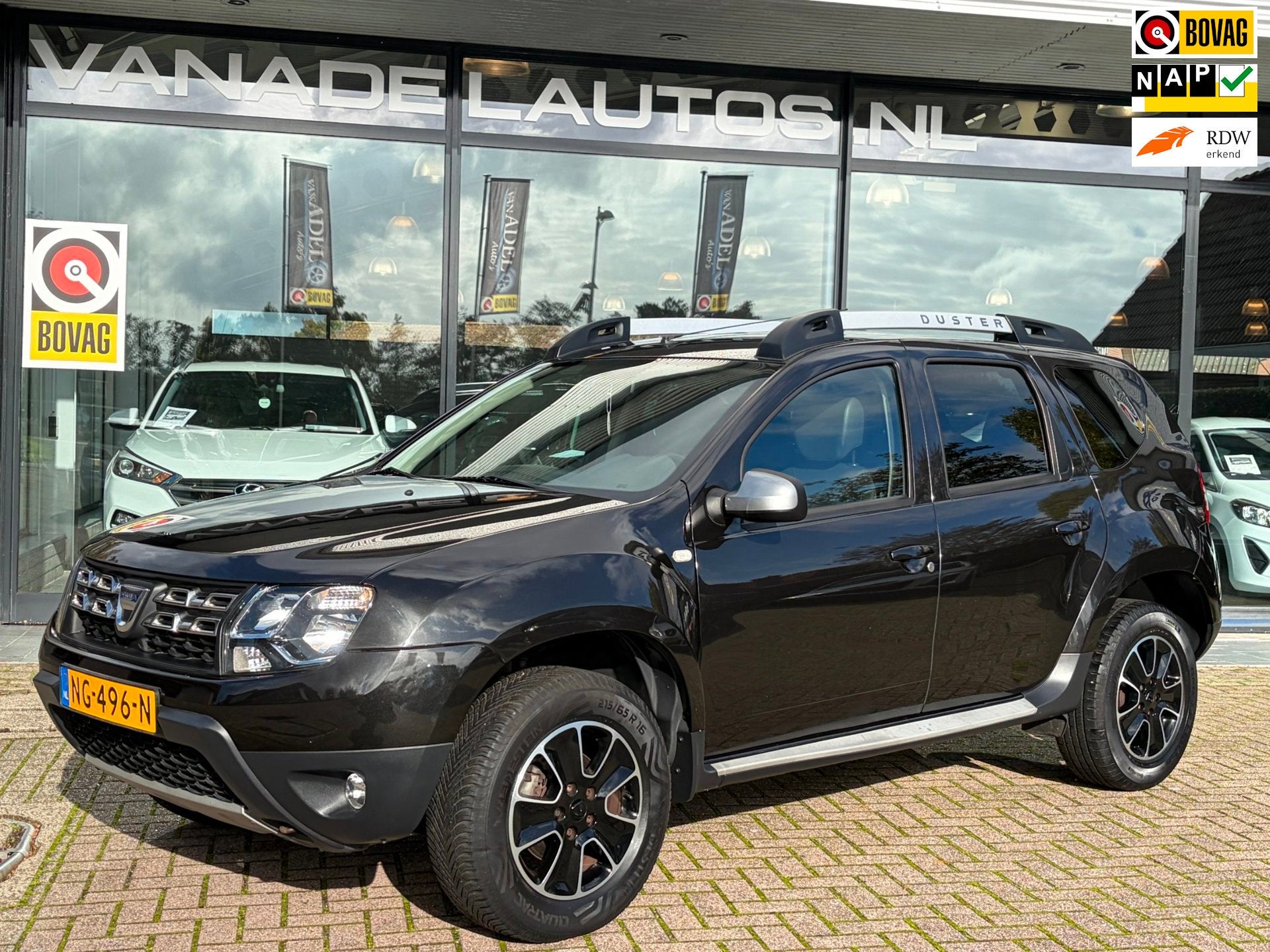 Dacia Duster 1.2 TCe 4x2 Prestige Leer Navi Camera Airco Tre, Auto's, Voorwielaandrijving, 125 pk, Gebruikt, 4 cilinders