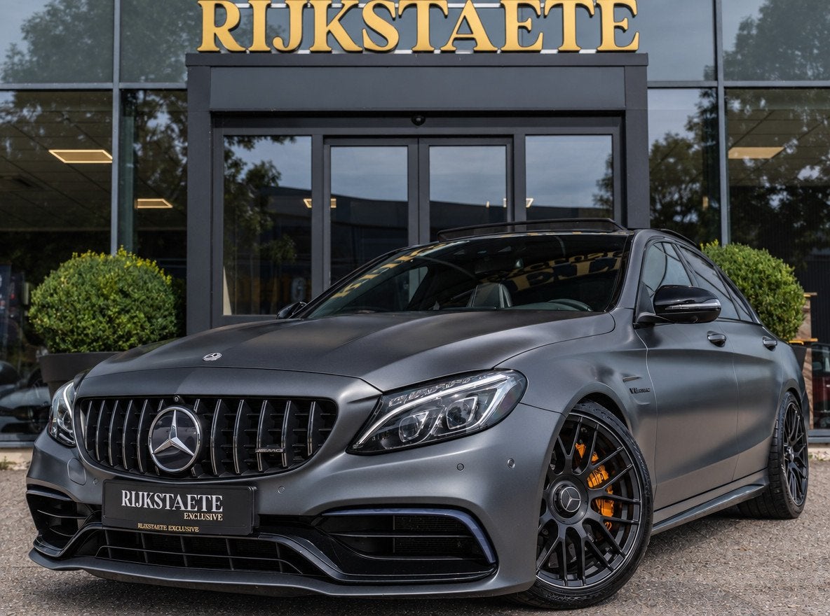 Mercedes C-klasse AMG C63S|PANO|KERAMISCH|BURMESTER|HUD|KUIP, Auto's, Automaat, Dealer onderhouden, Achterwielaandrijving, Gebruikt