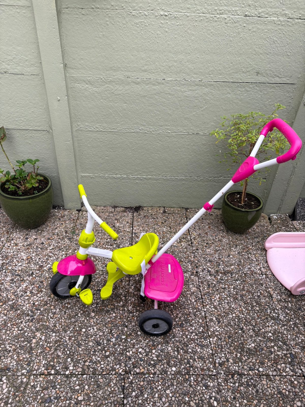 Kinderfietsje met duwstang, Ophalen, Zo goed als nieuw