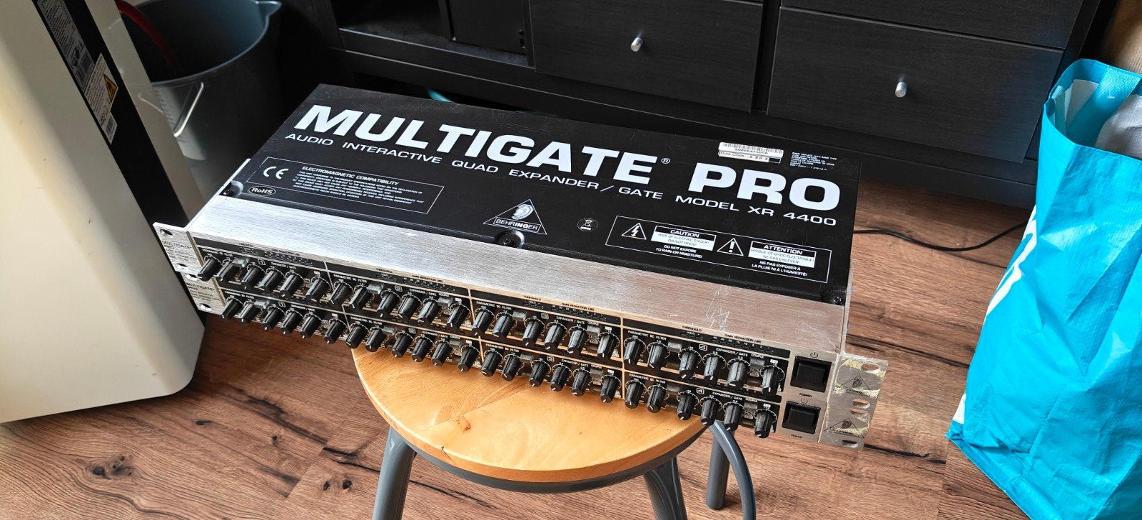 Behringer Multigate Pro XR4400 (2 stuks), Verzenden, Gebruikt, Multi-effect
