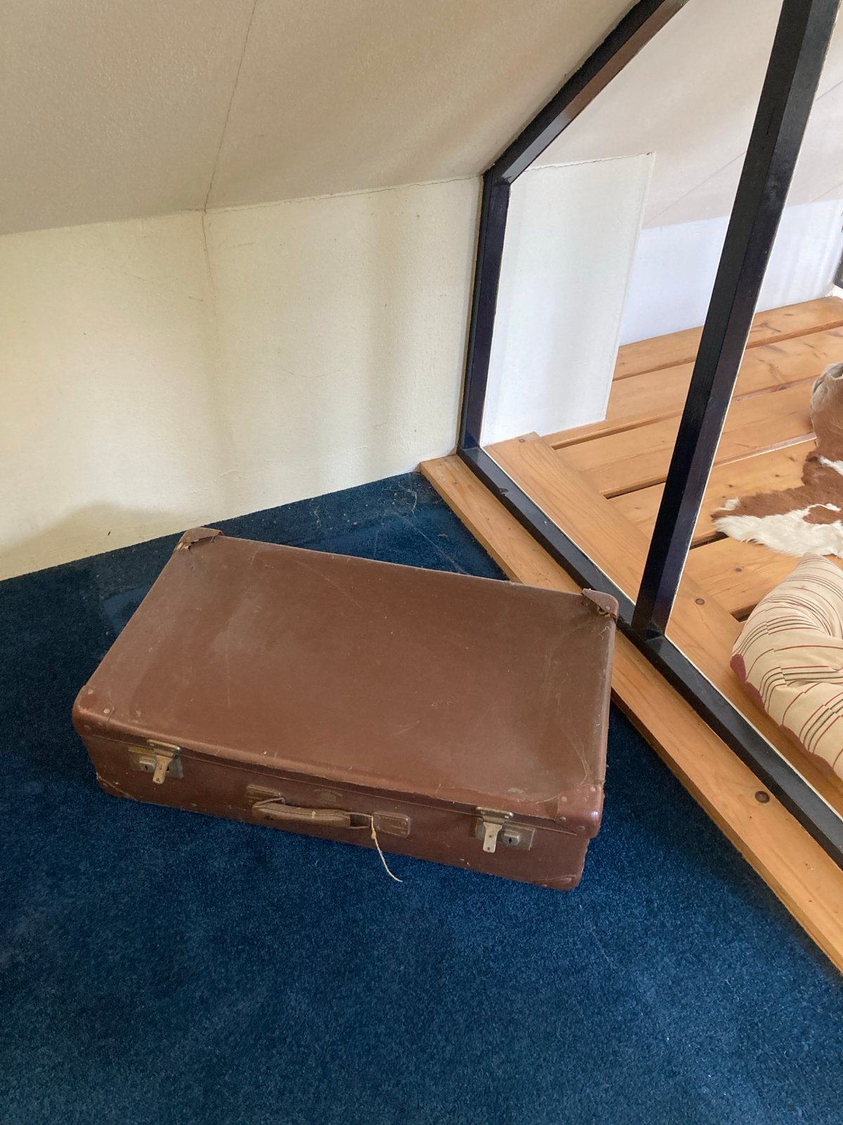 2 Vintage Koffers- Bruin - Decoratie of Opbergruimte, Antiek en Kunst, Curiosa en Brocante, Ophalen