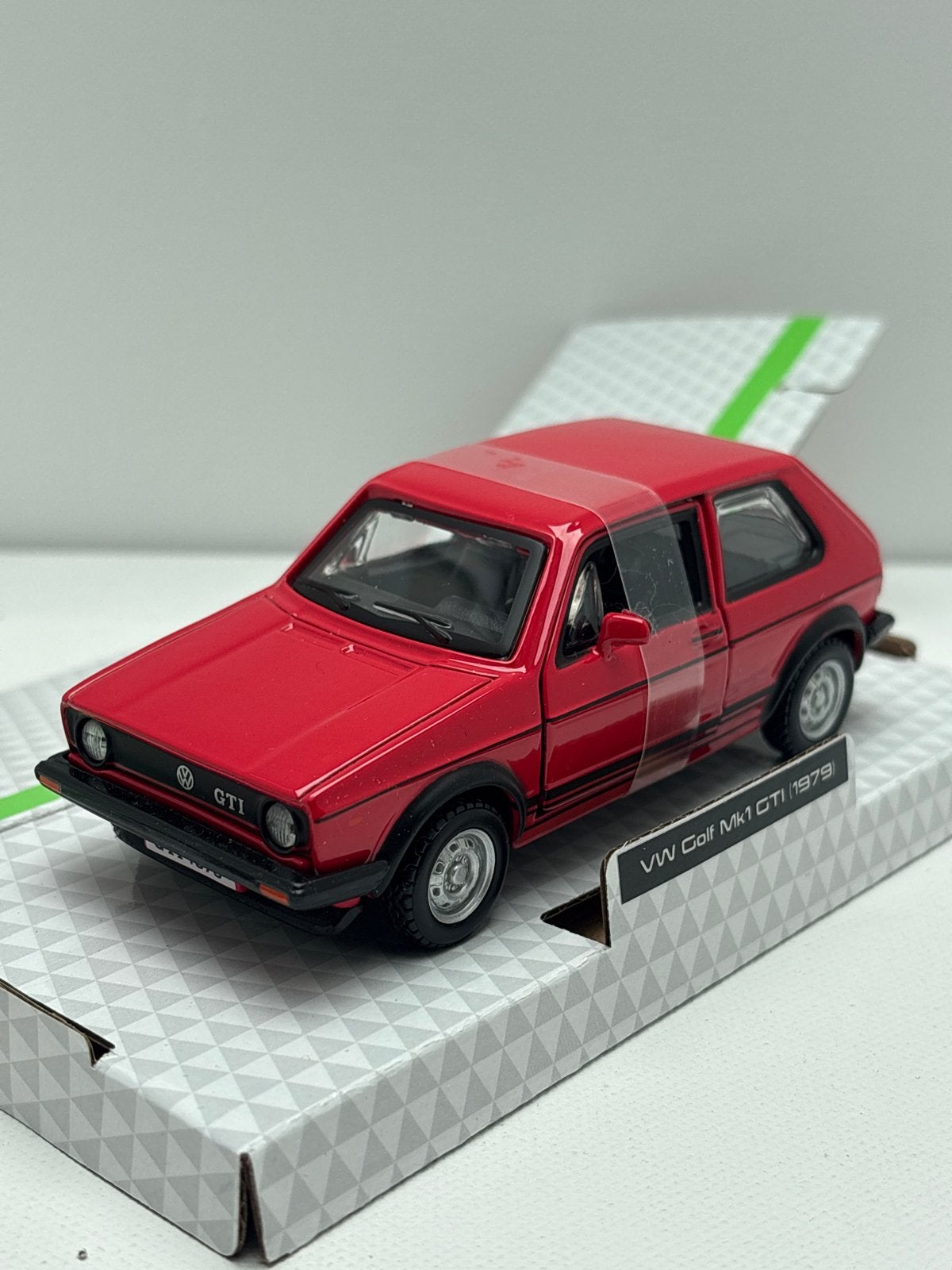 Bburago VW Golf Mk1 GTI 1979 - Schaalmodel 1:32