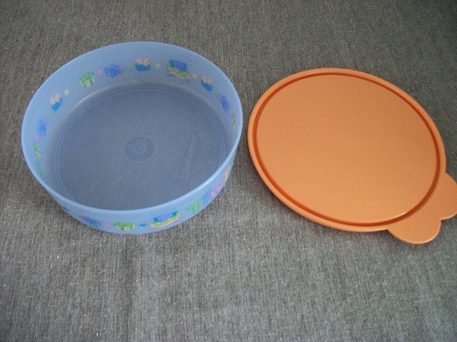 Tupperware Kinder Bordje/Bakje, Huis en Inrichting, Keuken | Tupperware, Ophalen of Verzenden, Gebruikt, Overige typen