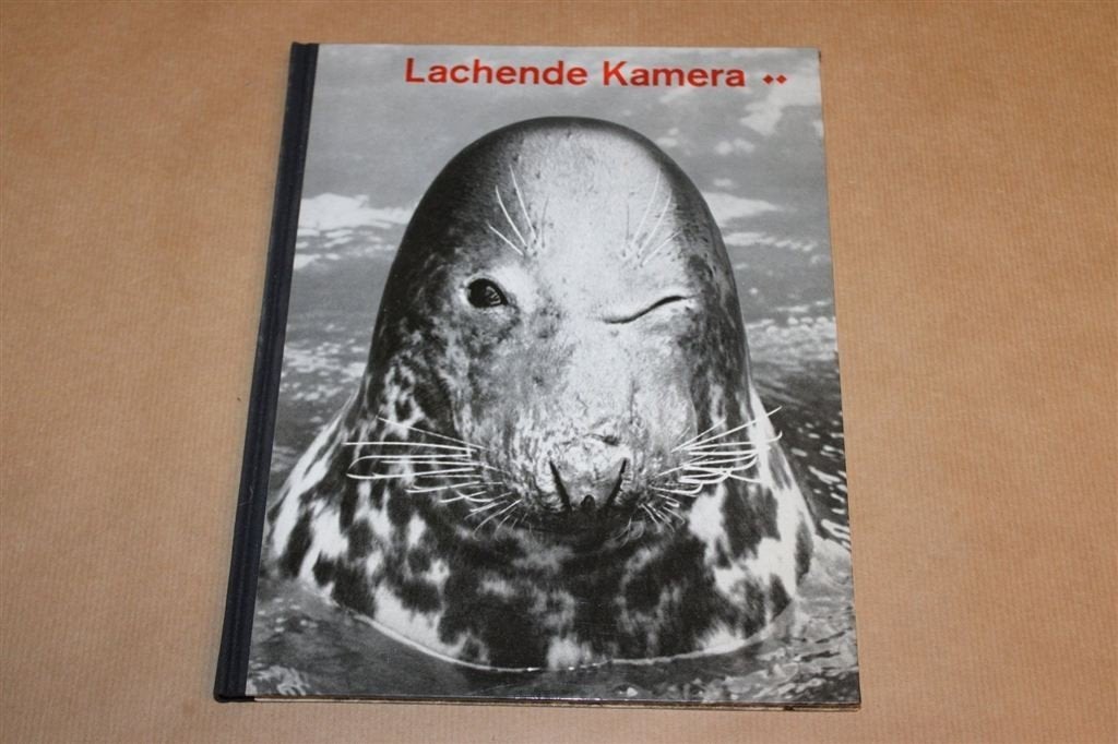 Lachende Kamera 2 — Humoristisch Fotoboek Vintage 1965, Ophalen of Verzenden, Gelezen, Fotografen