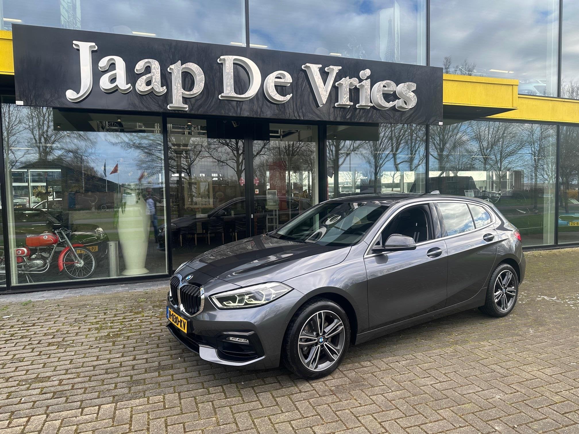 BMW 1-serie 118i Executive Edition, Auto's, BMW, Gebruikt, Automatische klimaatregeling, Leder en Stof, Origineel Nederlands
