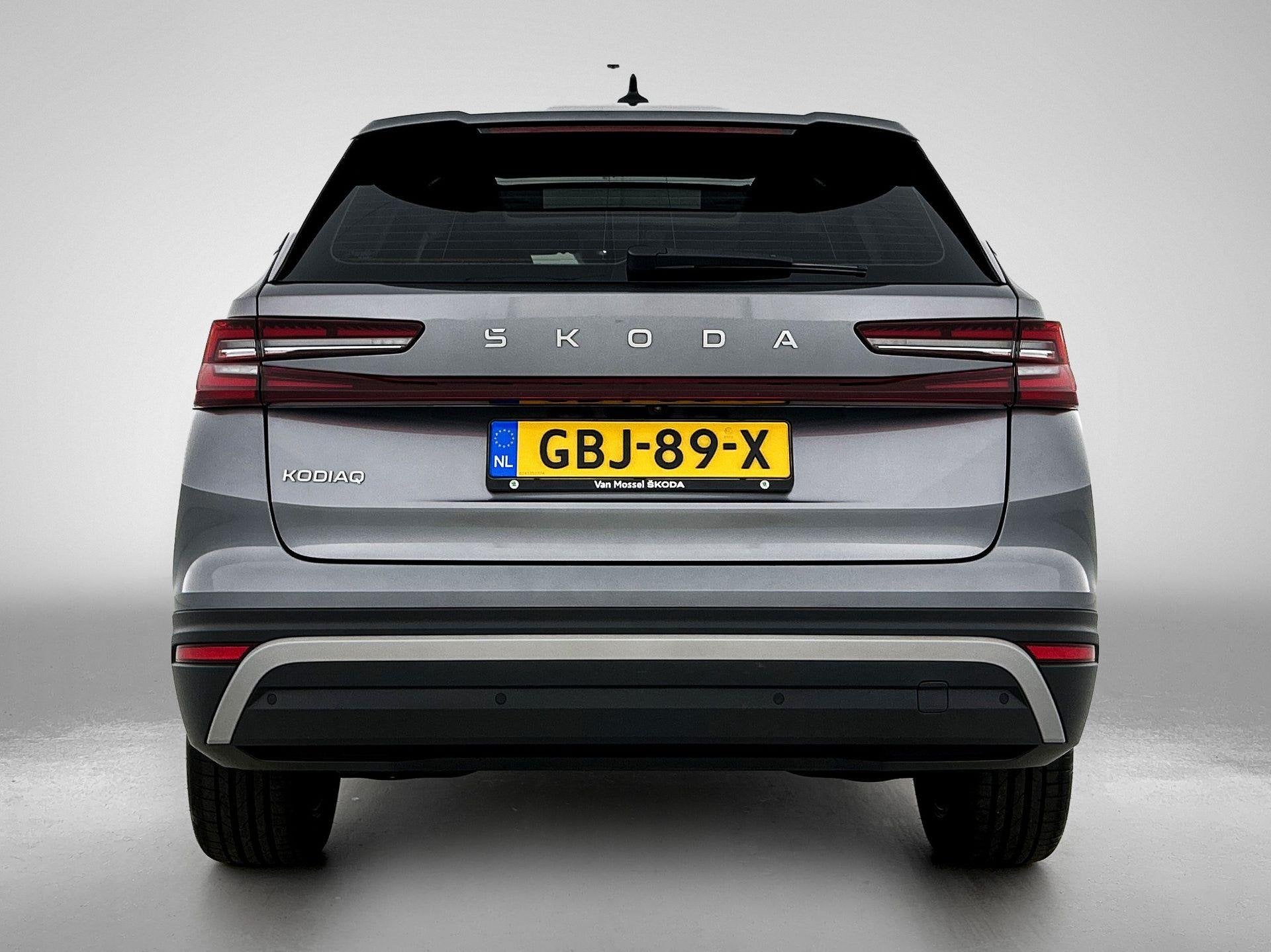 Skoda Kodiaq 1.5 TSI MHEV Business Edition | TREKHAAK | PANO, Auto's, 12 maanden, Stof, 4 cilinders, Origineel Nederlands