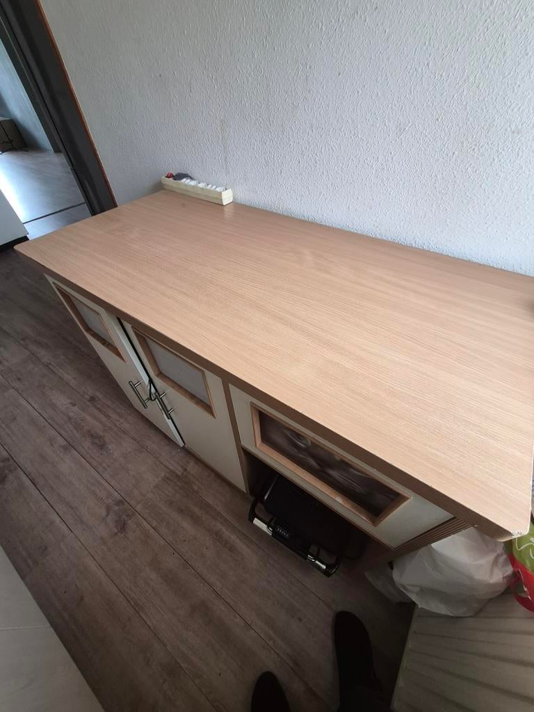 GRATIS Kast / dressoir, gebruikt, Ophalen of Verzenden, Gebruikt, 25 tot 50 cm, 100 tot 150 cm