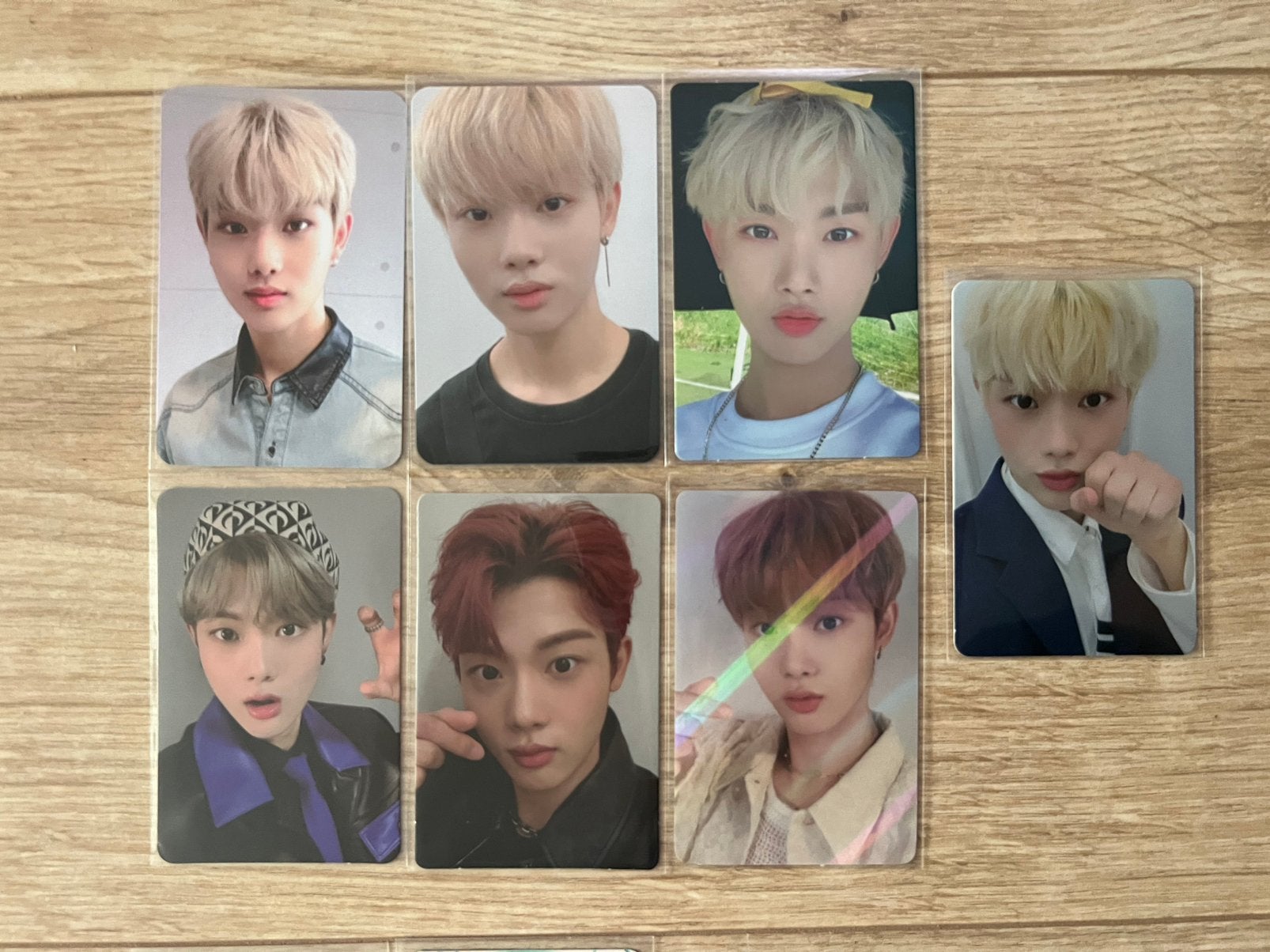 too to1 chihoon photocards kpop, Ophalen of Verzenden, Zo goed als nieuw, Foto of Kaart