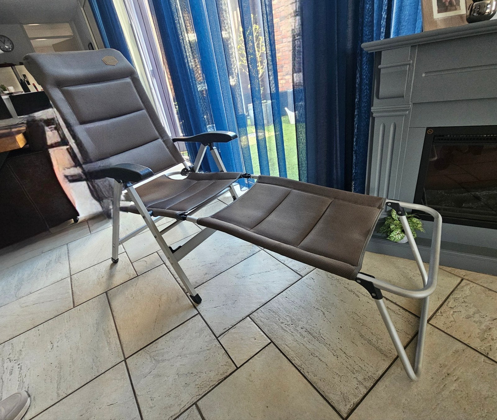 Obelink Ibiza Luxe standenstoel - Grey + voetensteun, Caravans en Kamperen, Kampeermeubelen, Ophalen, Zo goed als nieuw, Campingstoel