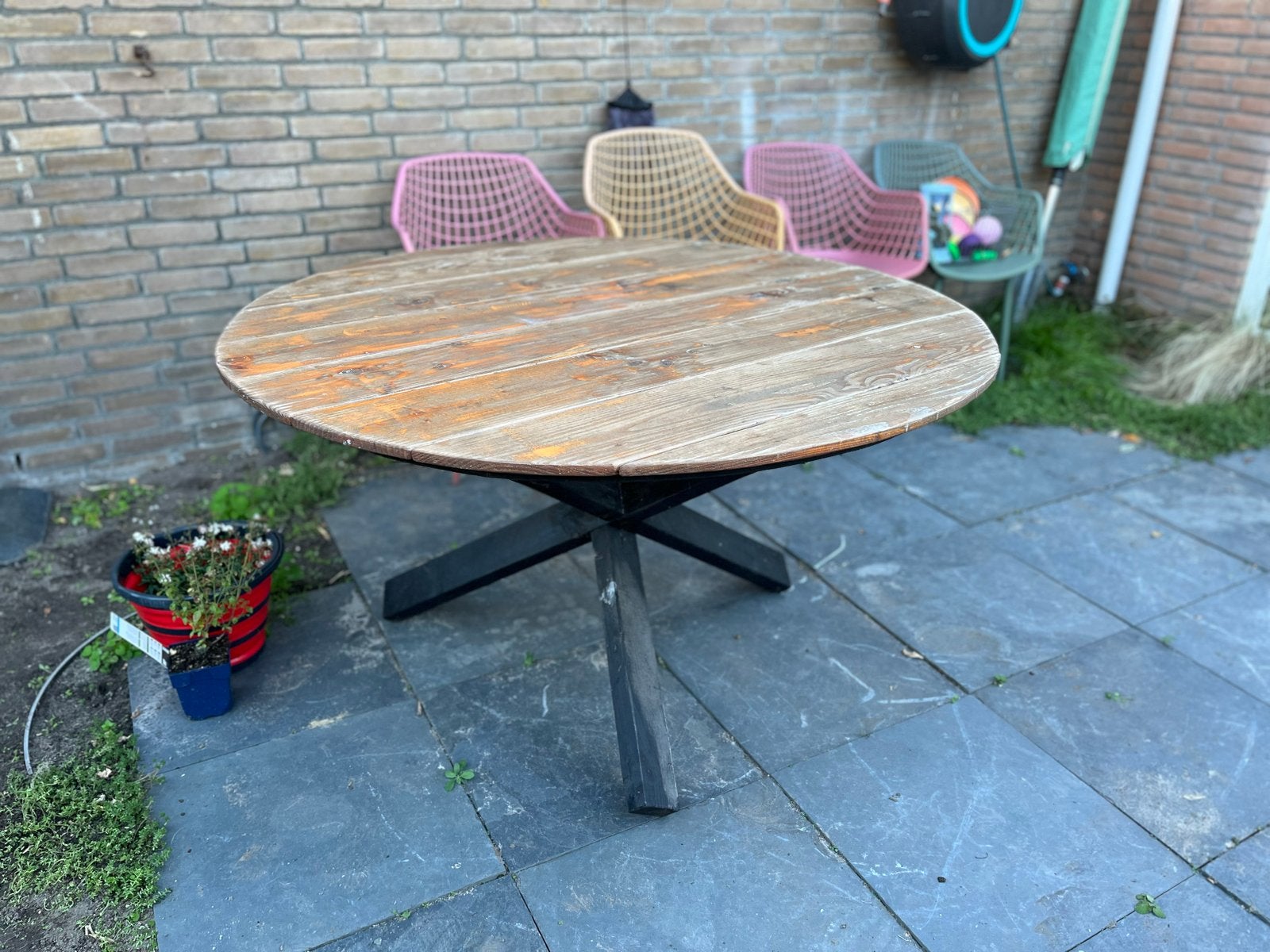 Robuuste ronde tuintafel van hout - 135 cm, Ophalen, Gebruikt, 100 tot 150 cm, Rond