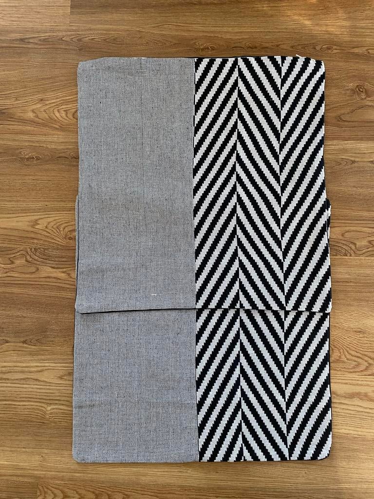 2x IKEA BRANDSPIRA kussenhoezen - NIEUW, Ophalen of Verzenden, Nieuw, Zwart, Vierkant
