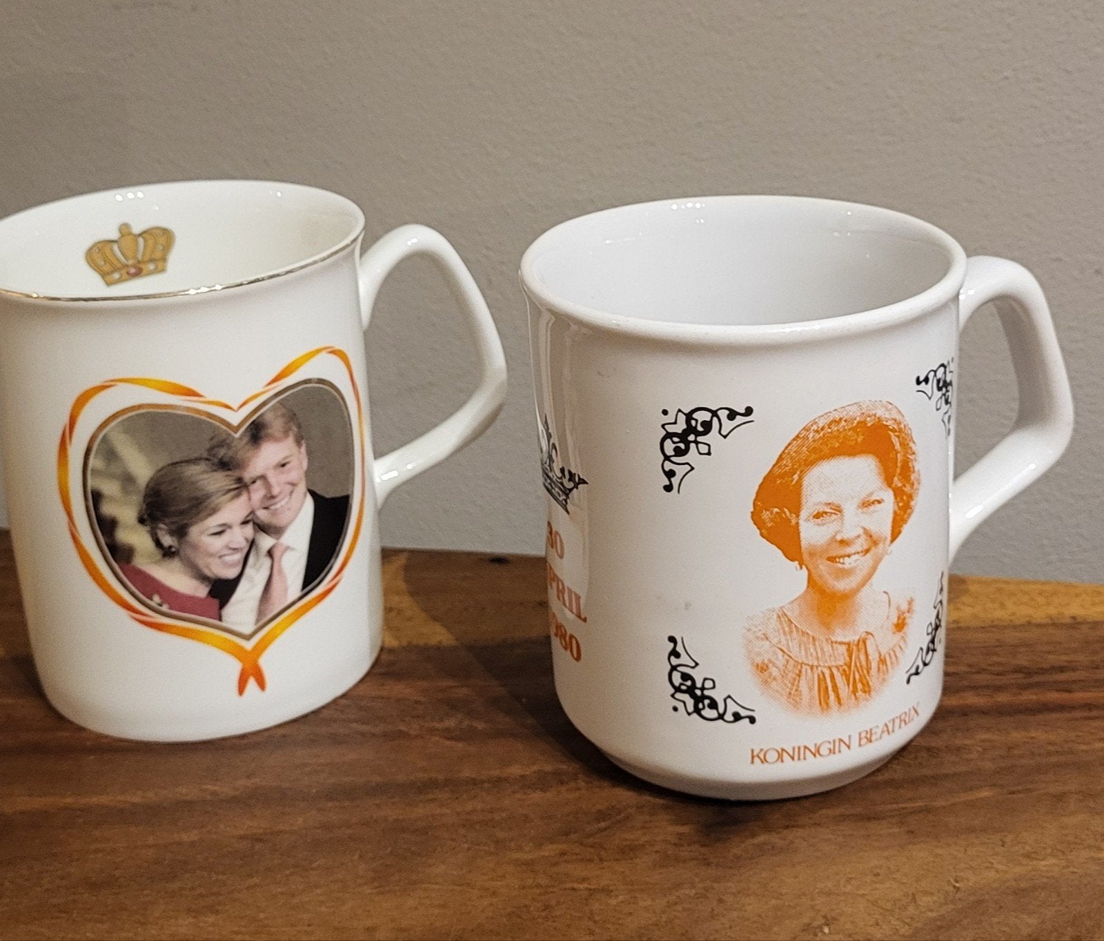 Oranje Collectie Mok Willem-Alexander en Máxima, Ophalen of Verzenden, Wit, Steen/keramiek, Klassiek