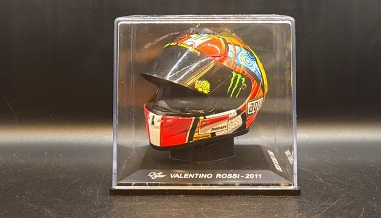 Valentino Rossi AGV helm 2011 Ducati VR46 schaal 1:5, Overige merken, Ophalen of Verzenden, Zo goed als nieuw, Groter dan 1:32