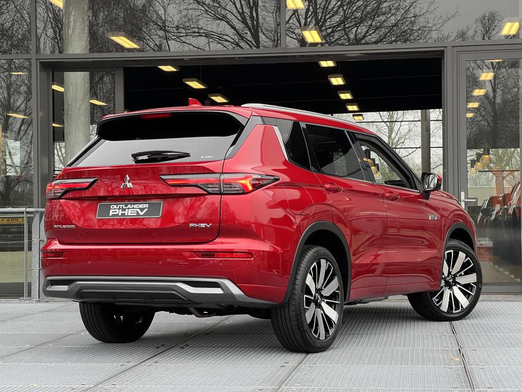 Mitsubishi Outlander 2.4 PHEV Instyle | DIRECT LEVERBAAR MET, Auto's, Mitsubishi, Automaat, 2095 kg, Outlander, Euro 6