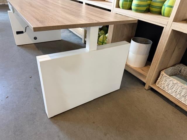 Verstelbaar bureau / tafel met slinger, kabelgoot,3 stuks, Gebruikt, In hoogte verstelbaar, 180 cm, Spaanplaat of MDF