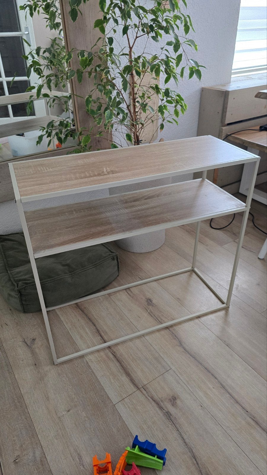 Leuke sidetable, Huis en Inrichting, Ophalen, 25 tot 50 cm, Rechthoekig, 100 tot 150 cm