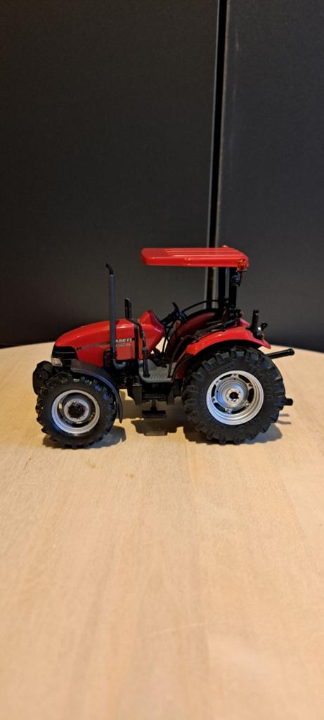 Case IH Farmall 80 verbouwd naar Europese uitvoering, Ophalen of Verzenden, Nieuw, Tractor of Landbouw, Universal Hobbies
