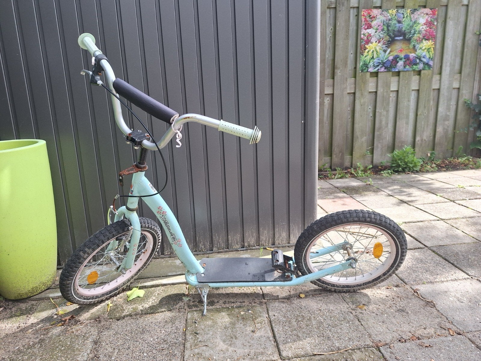 volare kinderstep - licht turqoise met bloemen 16 inch, Ophalen, Gebruikt, Gewone step, Volare