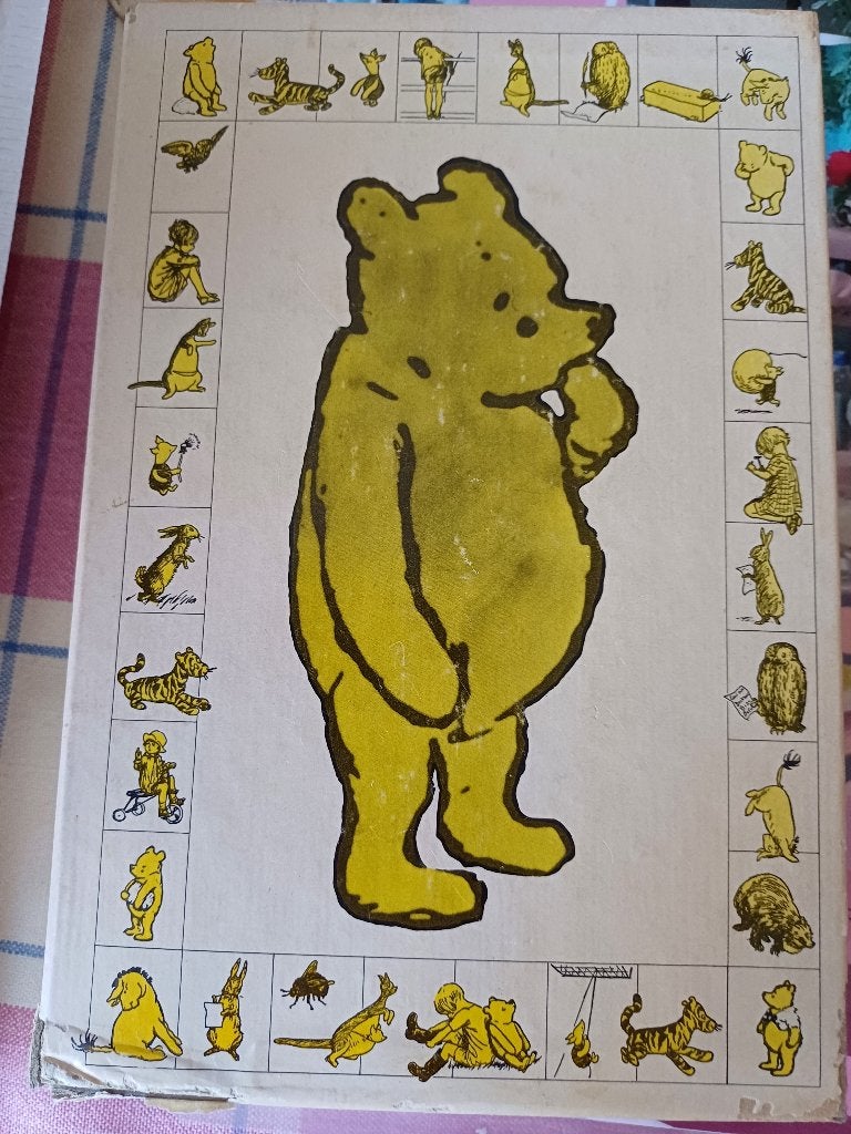 Milne:winnie the pooh.a treasury of winnie-the-pooh. Boxset, Boeken, Ophalen, Gelezen, Milne