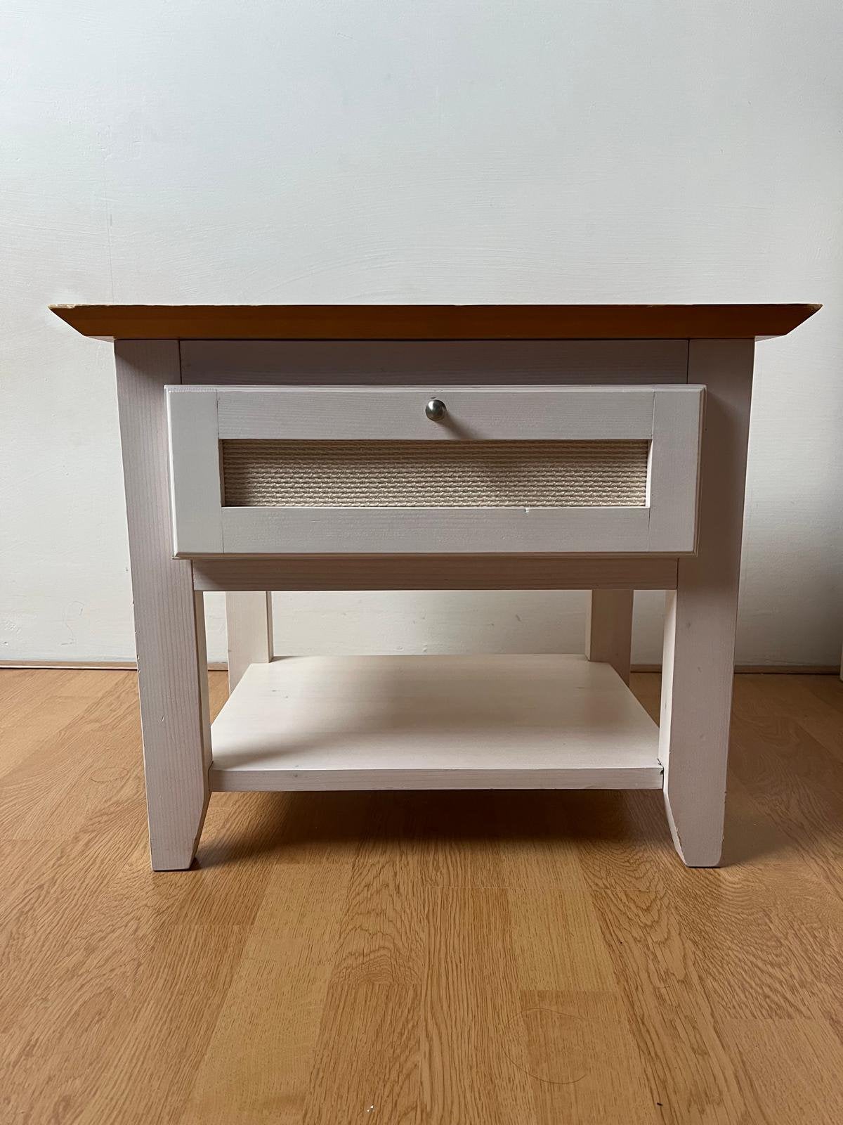Wit houten nachtkastje, Ophalen, Zo goed als nieuw, 45 tot 65 cm, Minder dan 55 cm